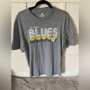 Men’s St. Louis Blues Vintage Style Tee, Size Large